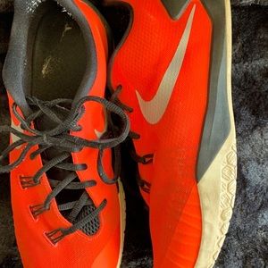 Men’s Nike HyperChase Basketball Shoe